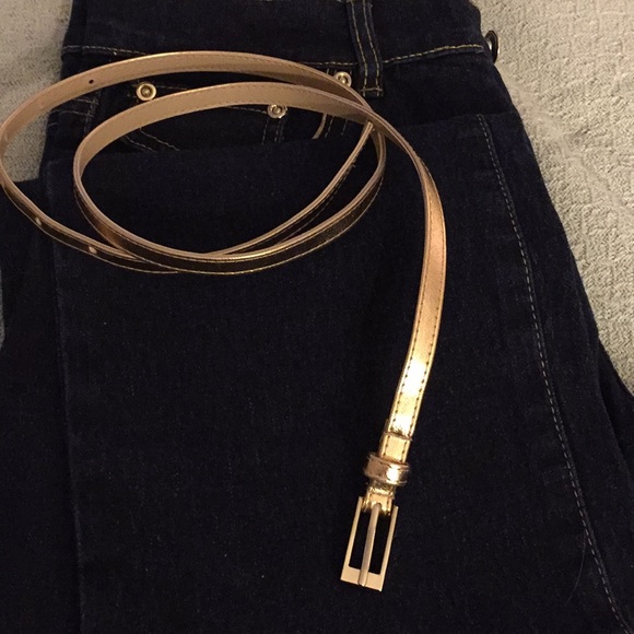 Diane Gilman dark wash jeans with gold trim & belt - Picture 2 of 6